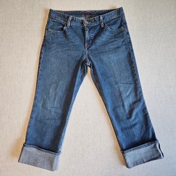 Eddie Bauer Women’s Cropped Jeans 6R Blue Stretch Embroidered Back Pockets Capri - Picture 1 of 12